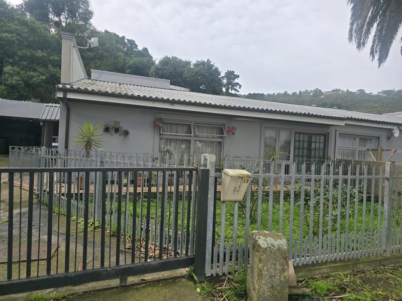 8 Bedroom Property for Sale in Groot Brakrivier Central Western Cape